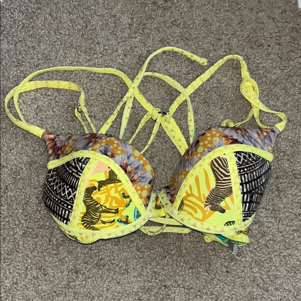 Maaji Brand New Colorful Patterned Bikini Top with Cups